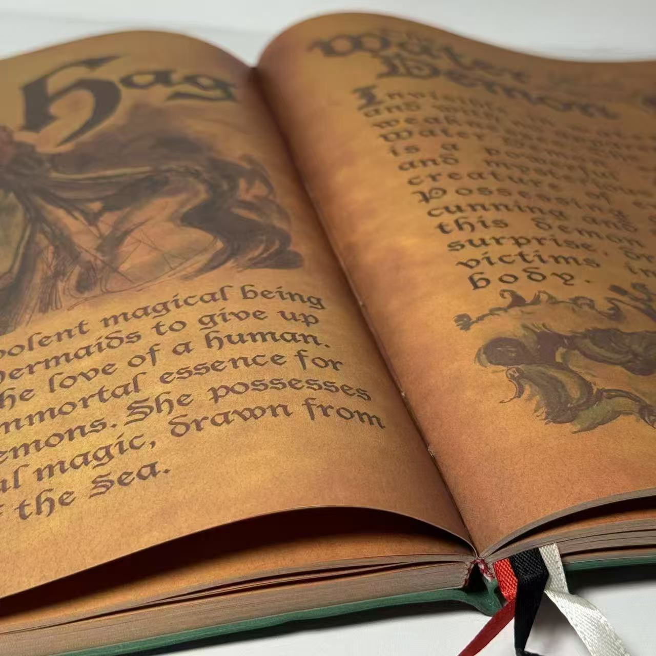 Celtic Triquetra Trinity Knot  - Journal Leather Hardcover recension och pris